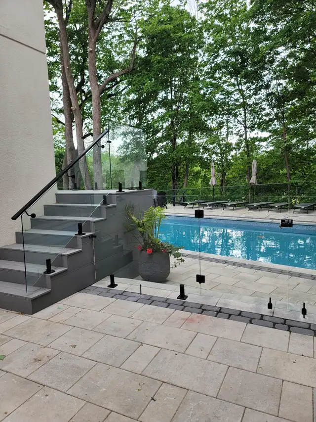 Tempered Glass Panels Standard Sizes for Glass Railing System in Other in Trenton - Image 10