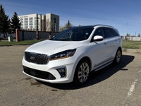 This Kia Sorento delivers a Regular Unleaded V-6 3.3 L/204 engine powering this Automatic transmissi... (image 2)