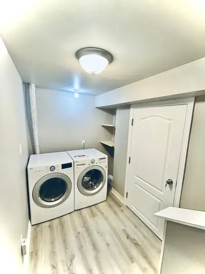 One Bedroom Basement Apartment for Rent in Oakville $1,699