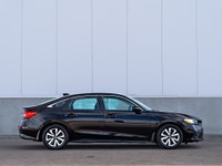 CARGET AUTOMOTIVE is thrilled to offer this 2022 Honda Civic Sedan LX, a reliable and fuel-efficient... (image 5)