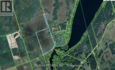 Located in CANAL LAKE near Bolsover and across from Western Trent Golf Club 10 minutes away from Bea...