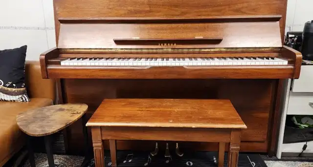 YAMAHA Professional Series Acoustic Piano in Pianos & Keyboards in City of Montréal - Image 3