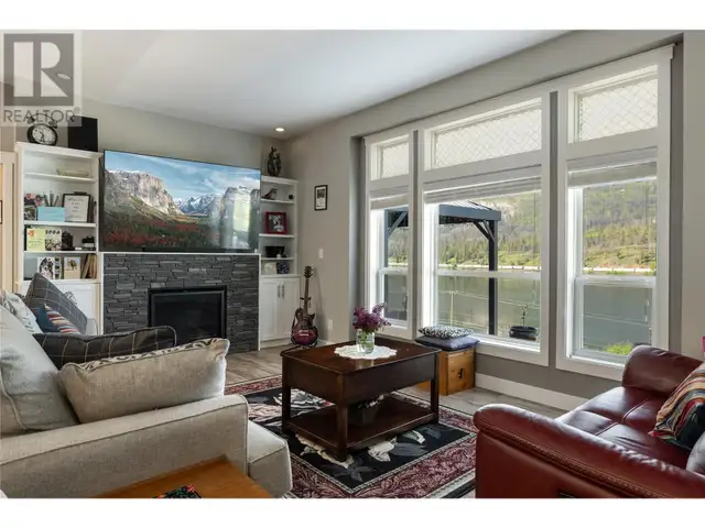 3919 HIGHWAY 97 Monte Lake, British Columbia in Houses for Sale in Vernon - Image 8