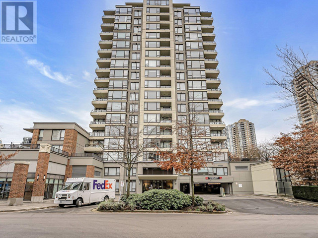 1802 4182 DAWSON STREET Burnaby, British Columbia in Condos for Sale in Burnaby/New Westminster - Image 2
