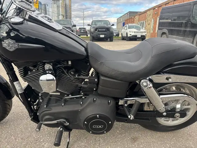 2012 Harley-Davidson Fat Bob ~ FAT BOB ~ 103CI ~ LOW KMS ~ CLEAN in Street, Cruisers & Choppers in City of Toronto - Image 18