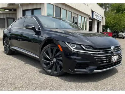 Vehicle Highlights: - R-LINE - Highly optioned - Dealer serviced Just landed is a very rare and desi...