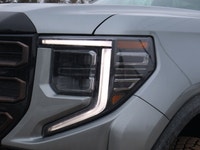 6.2L V8 engine for powerful performance | 4x4 drive for all-terrain capability | Luxurious leather i... (image 8)