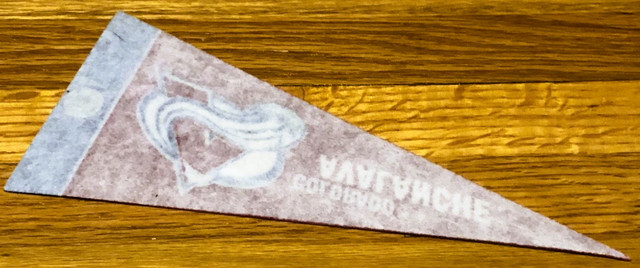 Vintage Avalanche Team Logo Mini Pennant in Arts & Collectibles in Calgary - Image 3