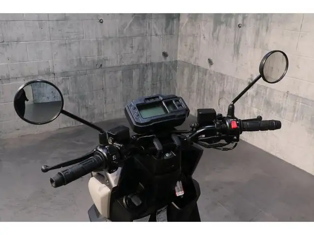 2024 Yamaha BWS 125 ENR. in Scooters & Pocket Bikes in Ottawa - Image 7