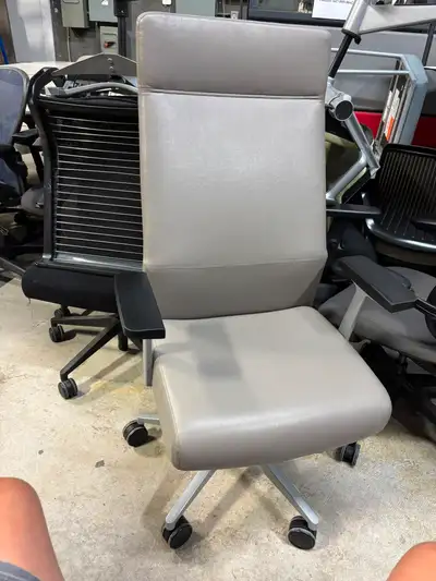 Steelcase Siento Executive Office Chair | $500 Each, View more