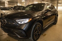 This Mercedes-Benz GLC has a strong Intercooled Turbo Gas/Electric I-4 2.0 L/122 engine powering thi... (image 3)