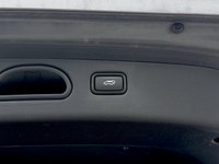 Crowfoot Hyundai, AMVIC Licensed Dealer Mileage: 72,131 km History: No accidents Upgrade your daily... (image 9)