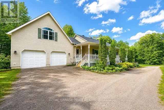 698 BARRYVALE ROAD Greater Madawaska, Ontario in Houses for Sale in Renfrew - Image 3