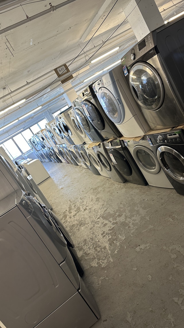 9231Laveuse Sécheuse Whirlpool Blanche top load washer dryer Laveuses et sécheuses Ville de