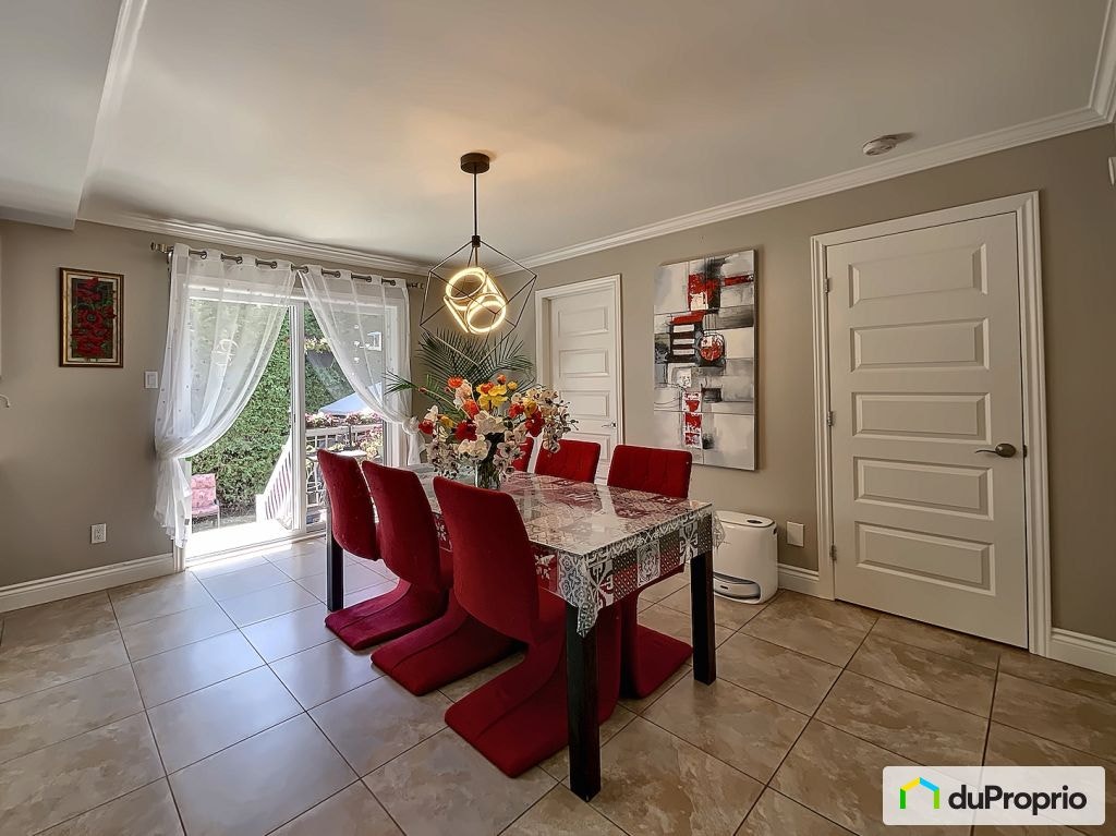 $872,000 - 2 Storey for sale in Carignan — photo 3
