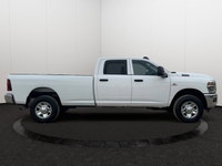 SPECIAL OFFER! This 2025 RAM 2500 TRADESMAN CREW CAB 4X4 has the following options Hd Vinyl 40/20/40... (image 5)