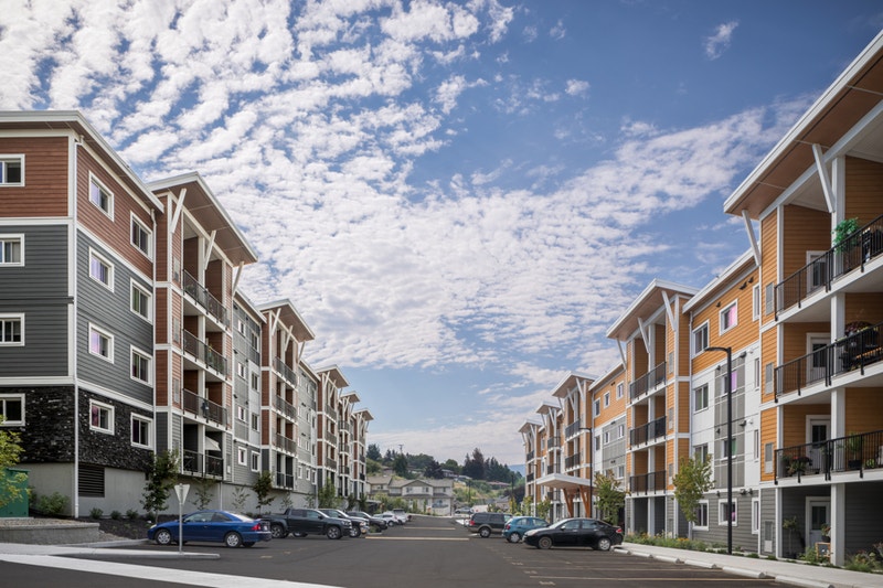 Vernon 1 Bedroom, 1 Bath + Den Apartment for Rent Long Term Rentals