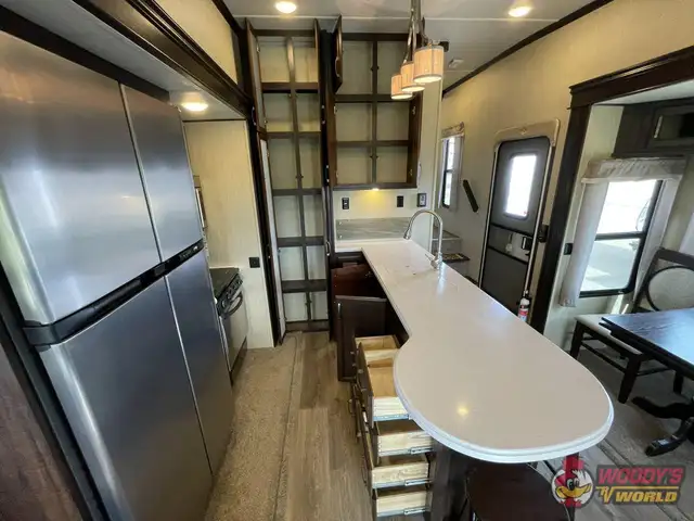 2018 PALOMINO RV COLUMBUS 298RL in Travel Trailers & Campers in Edmonton - Image 20