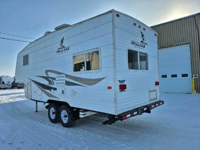 2007 FleetWood RV Mallard 23SRL in Travel Trailers & Campers in Thetford Mines - Image 8