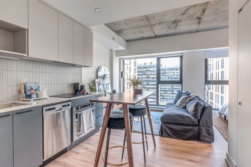 Appartement Studio Condo locatif-Griffintown-Sud-Ouest dans Locations longue durée  à Ville de Montréal