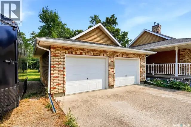 292 Regina AVENUE Katepwa Beach, Saskatchewan in Houses for Sale in Regina - Image 30