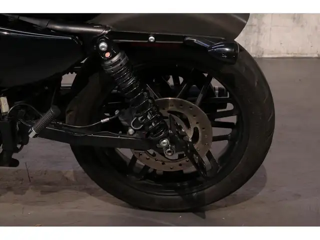 2018 Harley-Davidson SPORTSTER 1200 ROADSTER XL1200CX in Street, Cruisers & Choppers in Ottawa - Image 10