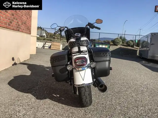 2025 Harley-Davidson Softail FLHC - Heritage Classic in Street, Cruisers & Choppers in Kelowna - Image 6
