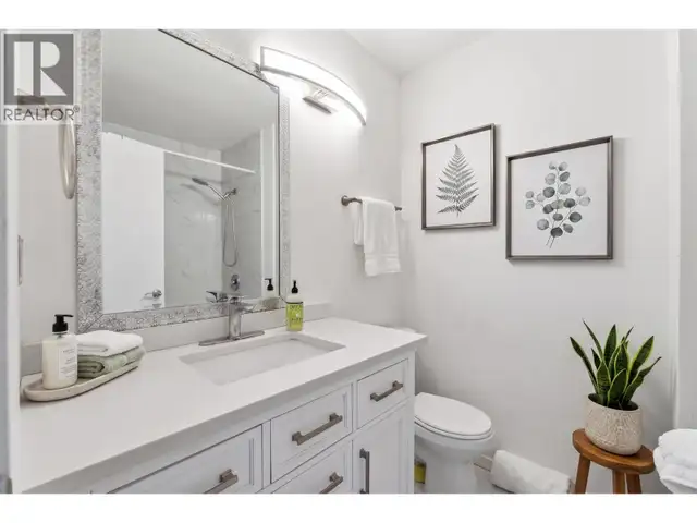 1949 MAHON AVENUE North Vancouver, British Columbia in Houses for Sale in North Shore - Image 9