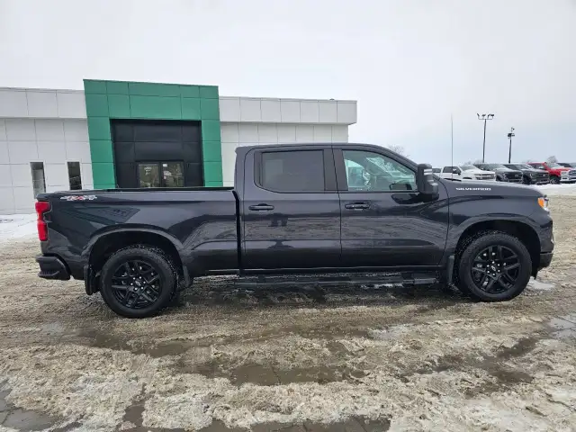2024 Chevrolet Silverado 1500 in Cars & Trucks in Ottawa - Image 5