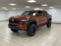 Introducing the 2025 Toyota Tacoma, a pinnacle of pickup truck ingenuity that embodies robust utilit... (image 1)