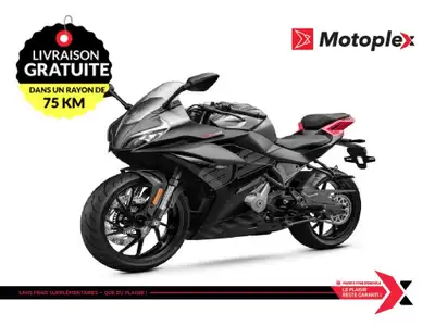 Motoplex St-Eustache 300SS Garantie 5 ans Groupe Motopropulseur. La 300SS est une moto de course de...