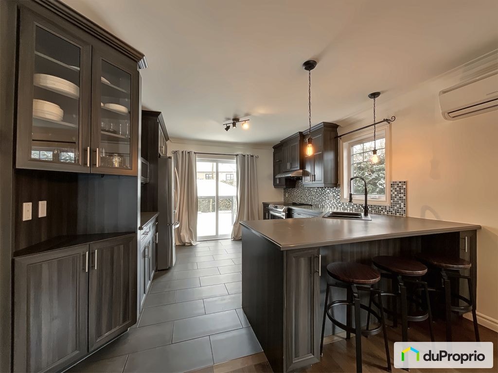 $615,250 - Bungalow for sale in St-Germain-De-Grantham — photo 3