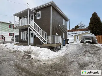 Duplex à vendre dans un secteur très tranquille. Idéal pour une première propriété, un investisseur...