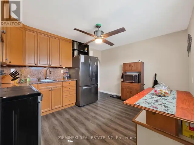 PT LT 4 CON 5 NEWMARKET TWP, 11 HIGHWAY Iroquois Falls (IF - Uno in Houses for Sale in Timmins - Image 11