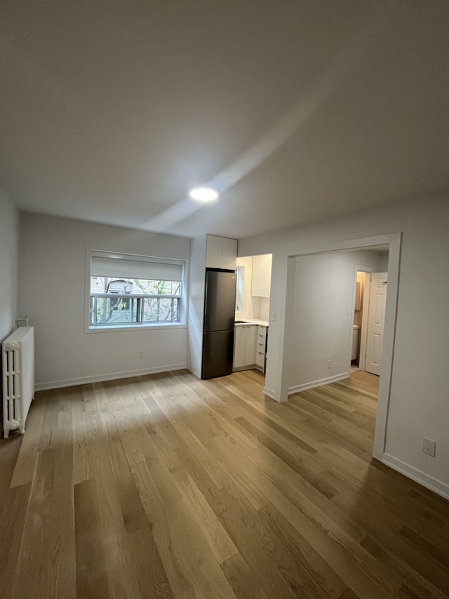 Renovated bachelor at Yonge and St. Clair ID 1265 Long Term Rentals