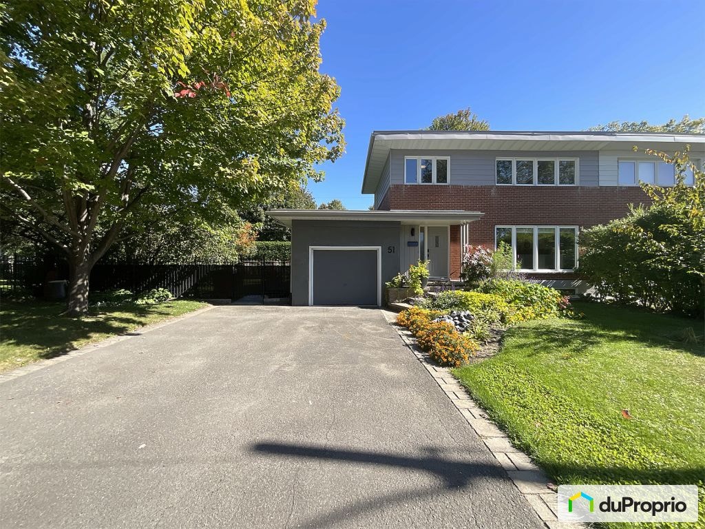 $679,000 - Semi-detached for sale in Boucherville — photo 1