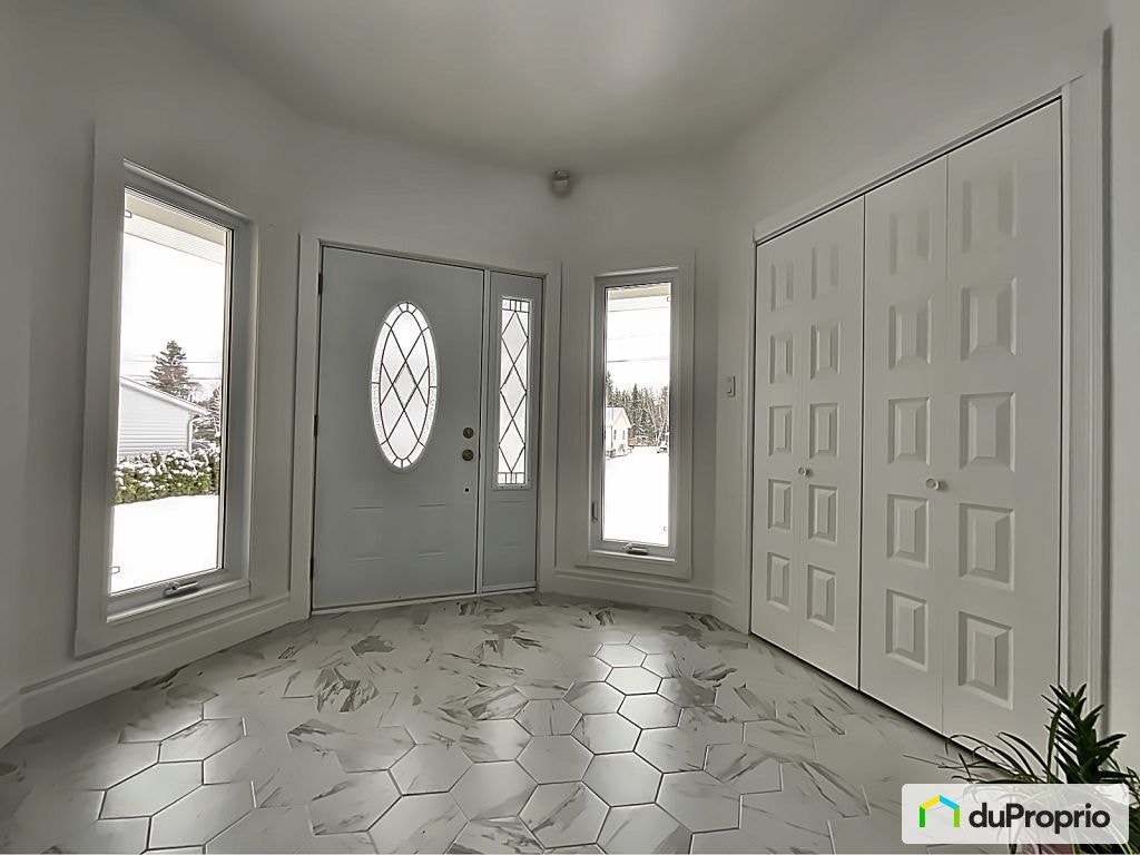 $549,000 - 2 Storey for sale in Dolbeau-Mistassini — photo 3