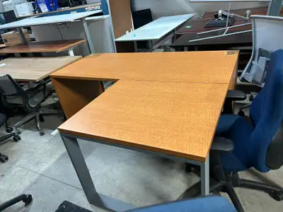 Global L-Shape Desk–Haworth Desk-Excellent Condition!, View more