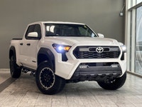 TOW HITCH, LED HEADLIGHTS, HEATED MIRRORS Find versatility and rugged charm in the 2024 Toyota Tacom... (image 1)