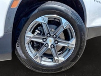 This Chevrolet Blazer has a powerful Turbocharged Gas I4 2.0L/ engine powering this Automatic transm... (image 9)