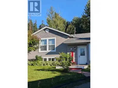 4 LEVEL SIDE SPLIT HOUSE 2 BDRMS/BATH UP;KITCHEN DINING L/R ARE ALL OPEN ON MAIN, 1 BDRM BATH AND BO...