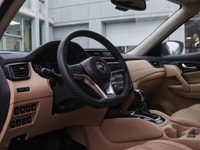 The price displayed is for finance only. If paying cash $1172.42 will be added to the price. Some co... (image 7)
