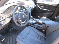 43,000 ORIGINAL KM'S!!! ONE OWNER CAR WITH FULL SERVICE HISTORY. AUTOMATIC. FINISHED IN GREY WITH BL... (image 5)