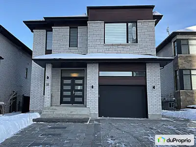 Construction haut de gamme 2018. Au coeur de Laval. Magnifique maison avec piscine creusée et cabano...