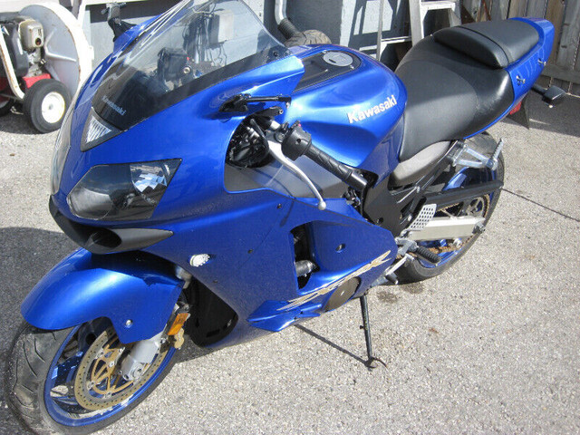 2002 kawasaki zx-12r ninja parts bike in Other in London - Image 4