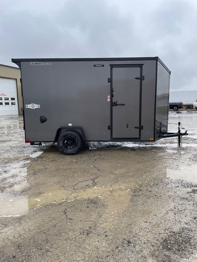 Stock # 5828 *** SALE PRICED AT $9995 GST INCLUDED *** LEASE OR FINANCE OAC ! New 2025 Stealth Musta...