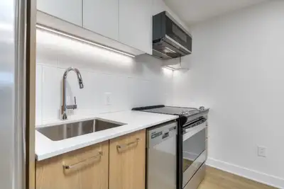 3.5 Condo neuf à louer Ville-Marie-tout inclus-Champlain, View more