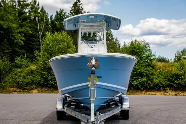 2023 Others 240 in Powerboats & Motorboats in Rimouski / Bas-St-Laurent - Image 4