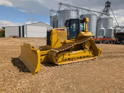 2007 CAT D6N LGP Dozer with 6way PAT blade and Ripper HRS: 8,525 Engine: CAT 3126 145HP 160in. PAT B...