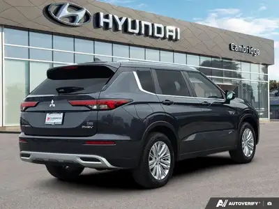 2025 Mitsubishi Outlander Plug-In Hybrid SE | NO ACCIDENTS EV, View more